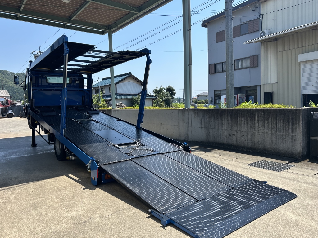 ハイジャッキ作動の様子